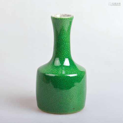 a chinese green glazed porcelain mallet pot in the 19th century