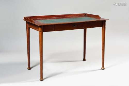 TRAVAIL ANGLAIS VERS 1900 Table à écrire à plateau…