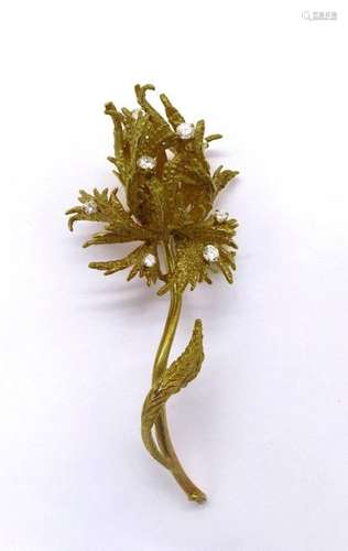 PENDENTIF en or jaune 18K composé d'une fleur au d…