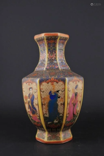 Chinese Qing Enamel Painted Porcelain Vase