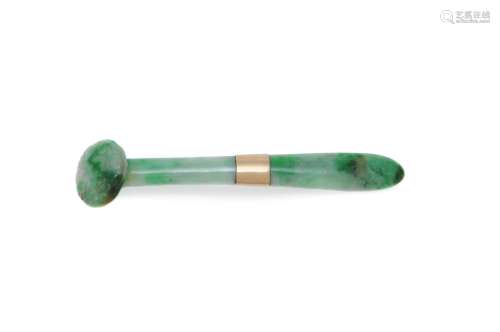 A Chinese Jadeite Ruyi Sceptre hair pin