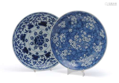 A Chinese blue and white 'Prunus' dish