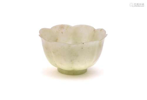 A Chinese Mughal style jade bowl