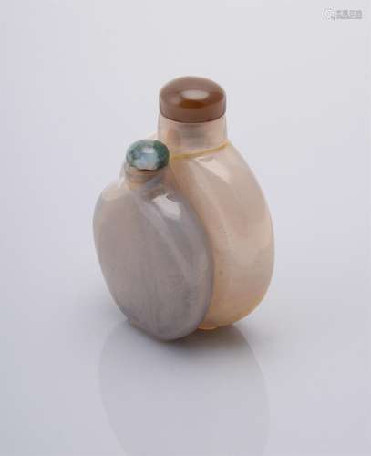 A Chinese agate double snuff bottle