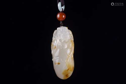 A Chinese Agate Hand Piece