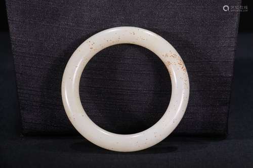 A Chinese Hetian Jade Bangle