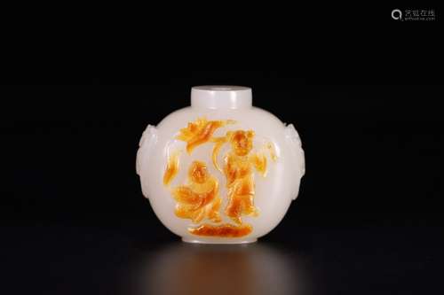 A Chinese Hetian Jade Beast Pattern Snuff Bottle