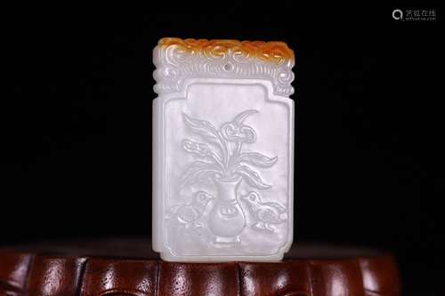 A Chinese Hetian Jade Pendant