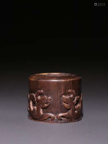 A Chinese Agarwood Dragon Pattern Thumb Ring