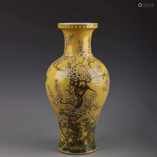 A Chinese Lemon Yellow Plum Blossom Pattern Porelain Flower Vase