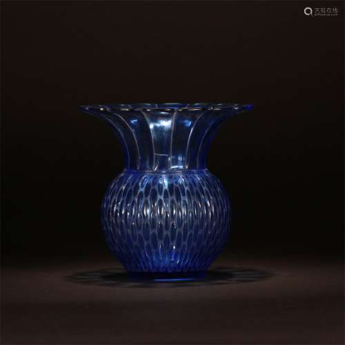 A Chinese Glassware Flower Mouth Vase