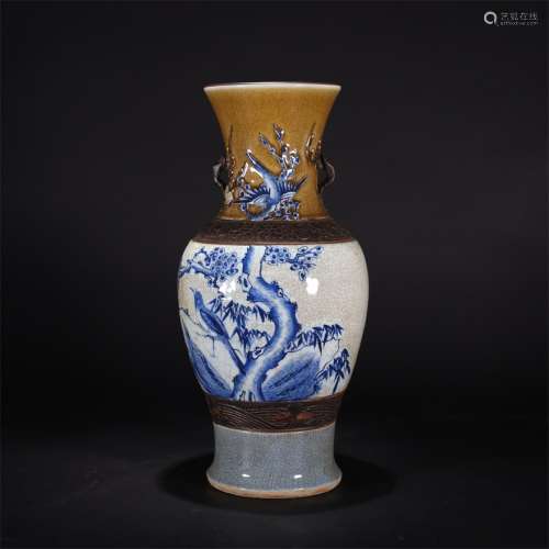 A Chinese Ge Glazed Flower&Bird Pattern Porcelain Double Ears Vase