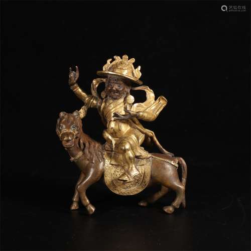 A Chinese Gild Bronze Statue of Dharmapala