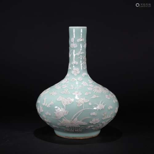 A Chinese Pea Green Glaze Floral Porcelain Vase