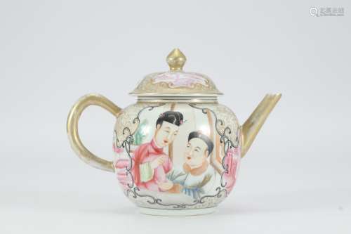 Guangcai figure decorative pot in Qianlong period of Qing Dynasty