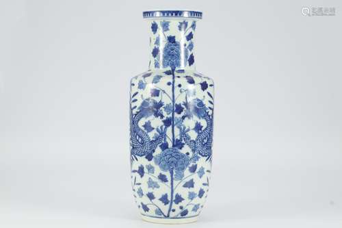 Qing Guangxu blue and white double dragon string flower mallet bottle