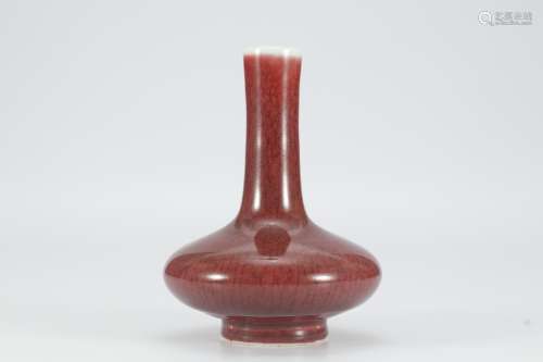 Red glaze water chestnut bottle in Qianlong of Qing Dynasty