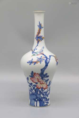 Made in Qianlong, Qing Dynasty  blue and white vase with color, wealth and joy