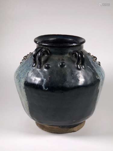 Black glazed pot of Jun kiln in Song Dynasty