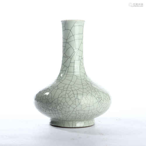 Ge glaze water chestnut bottle