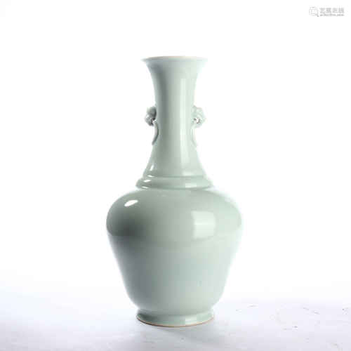 Douqing glaze double lion ear appreciation bottle