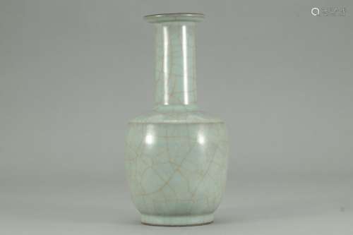 Song Ge glazed mallet bottle