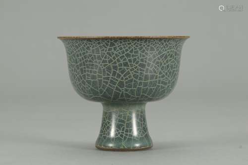 Song green glaze Gaozu cup