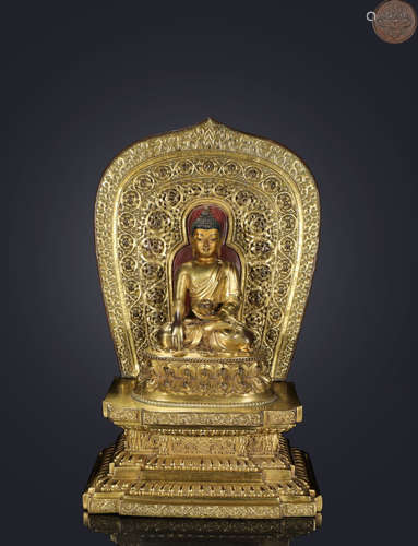 A GILT BRONZE SAKYAMUNI BUDDHA STATUE