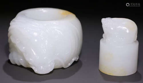 PAIR OF HETIAN JADE BEAST PATTERN RING&SEAL