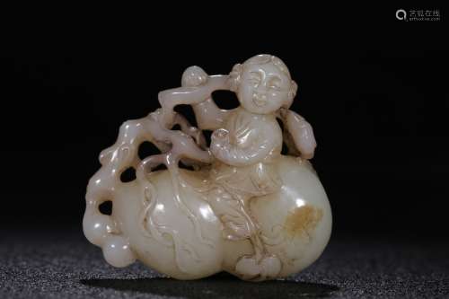 A Hetian Jade Figure&Gourd Shaped Hand Piece