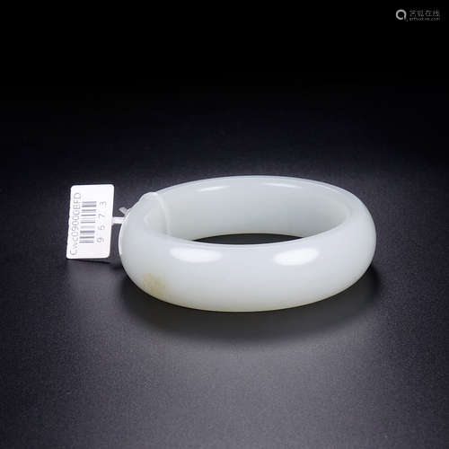 A Hetian Jade Bangle