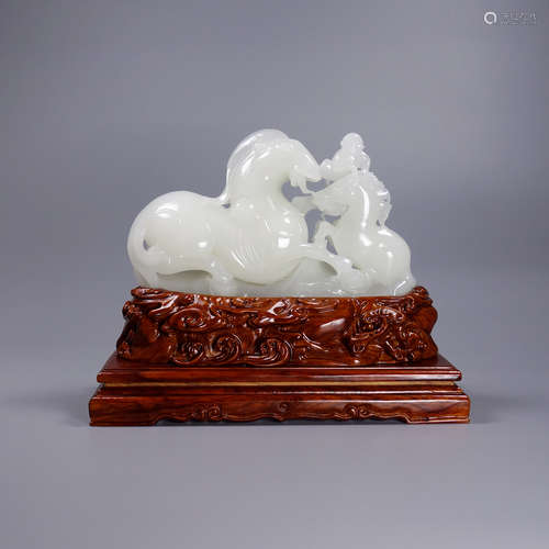 A Hetian Jade Horses Shaped Ornament