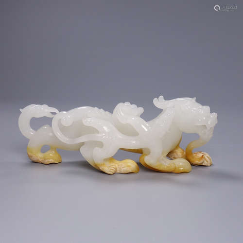 A Hetian Jade Dragon Shaped Ornament