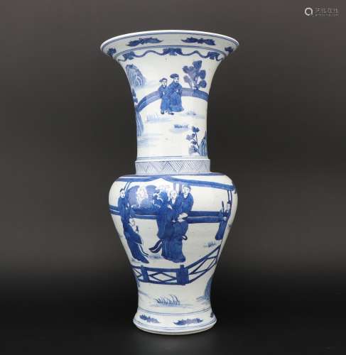 A blue and white 'figure' pear-shaped vase,Qing dynasty