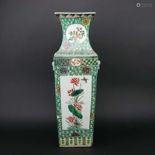 A Wu cai 'floral and birds' vase,Qing dynasty