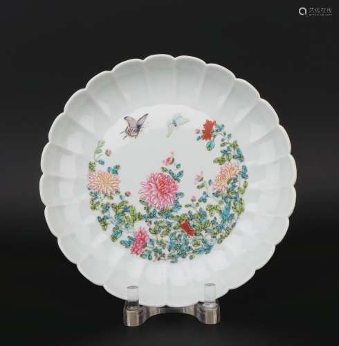 A famille-rose 'floral' plate,Qing dynasty