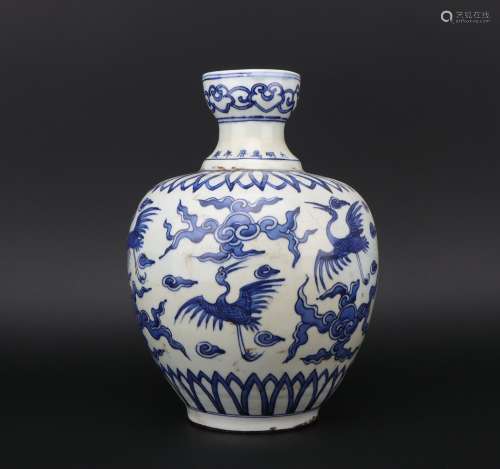 A blue and white jar,Ming dynasty