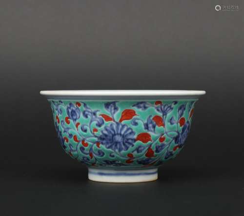 A Wu cai 'floral' cup,Ming dynasty