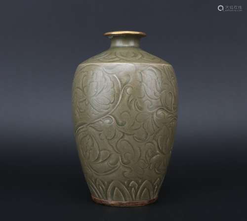 A Yaozhou kiln vase,Song dynasty