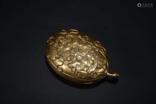 Qing dynasty gilt bronze cover box