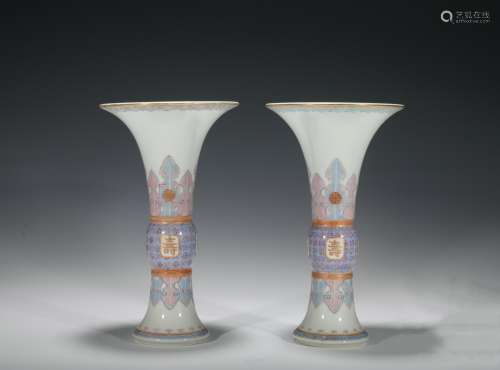 Qing dynasty famille rose vase 1*pair