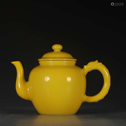 LEMON YELLOW GLAZED TEAPOT