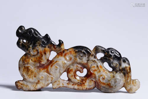 ARCHAIC JADE CARVED 'DRAGON' PENDANT