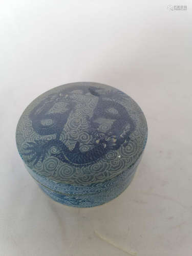 BLUE GLAZED 'DRAGON' ROUND BOX WITH COVER