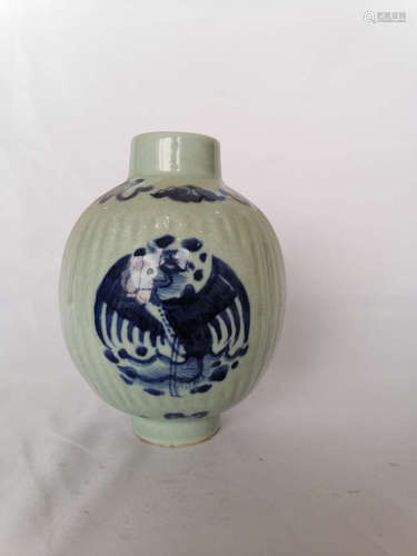 BLUE AND WHITE CELADON GLAZED 'PHOENIX' LOBED JAR