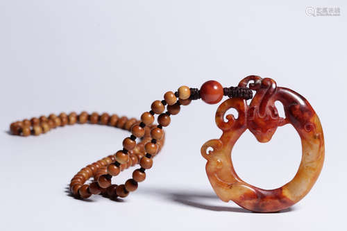 ARCHAIC JADE CARVED 'DRAGON' PENDANT WITH NECKLACE