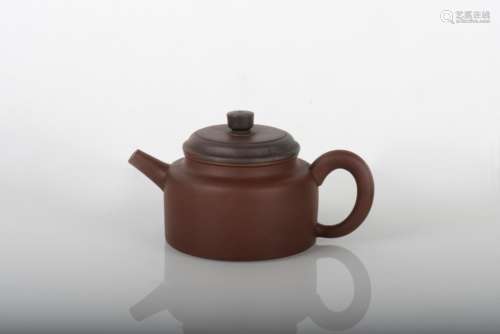 YIXING ZISHA BROWN CLAY TEAPOT