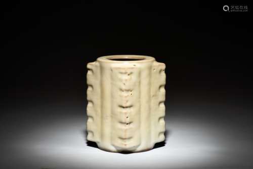 GUAN TYPE CRACKLE WARE VESSEL, CONG