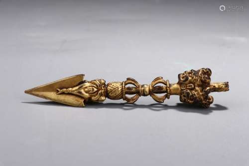 A CHINESE GILT BRONZE VAJRA