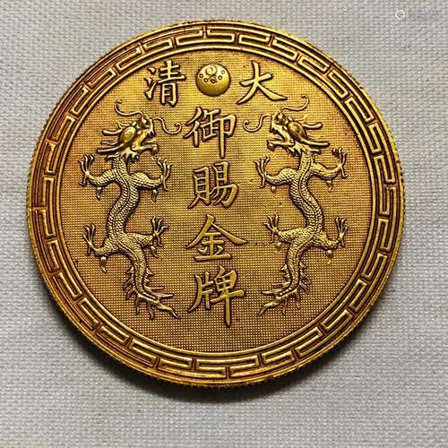 A CHINESE GOLD COIN